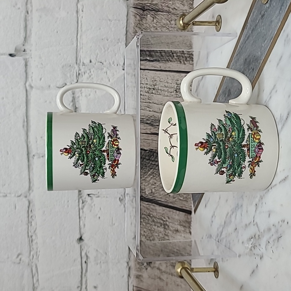 Spode Christmas Tree Classic Heirloom Mint Vtg Set of Two Holiday Ceramic Mugs